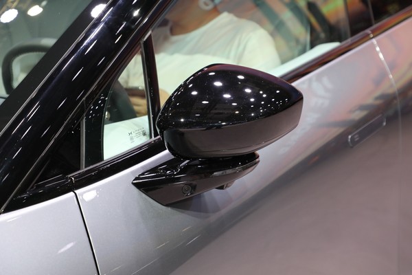 XPENG P7 ภายนอก