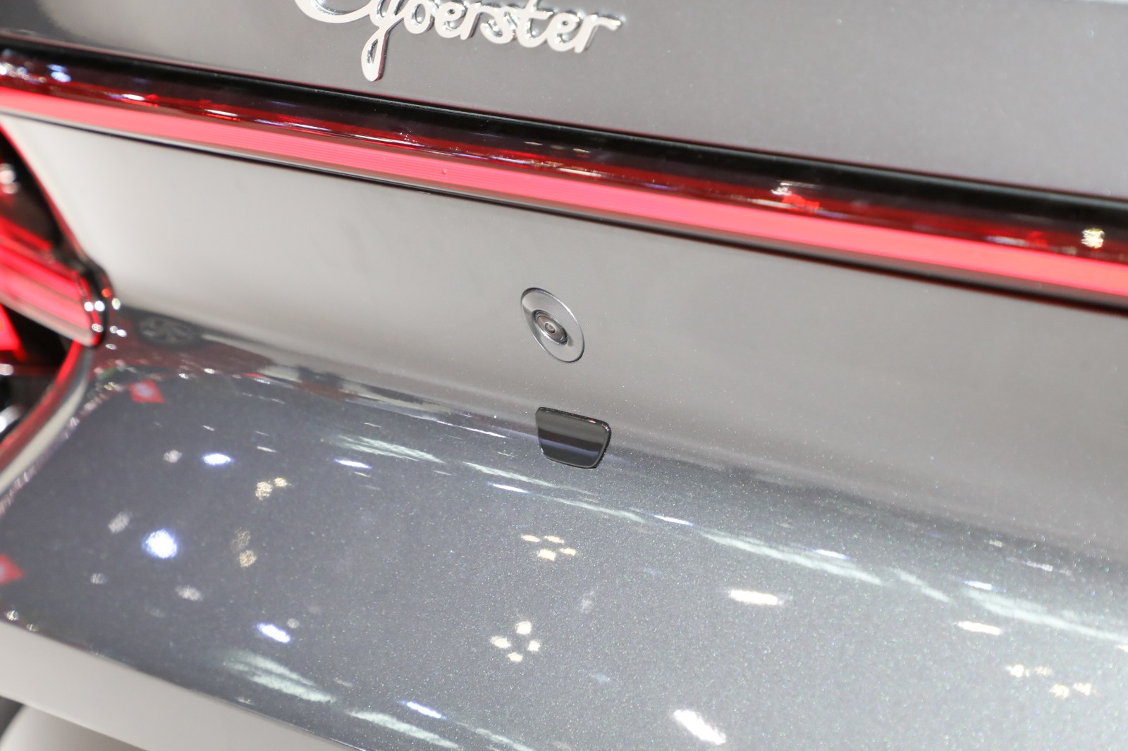 ท้ายรถ MG Cyberster