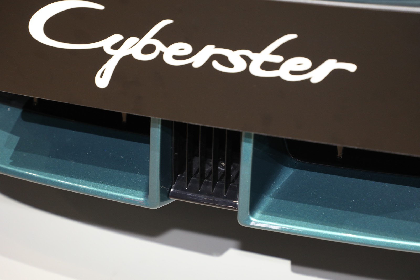 หน้ารถ MG Cyberster