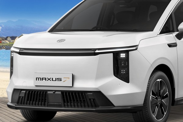 รูป MG Maxus 7