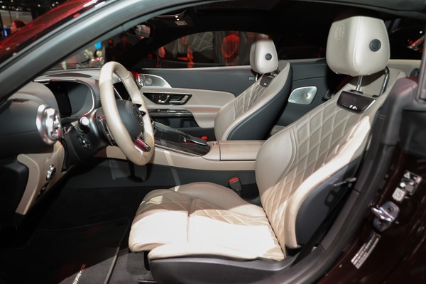 Mercedes-Benz AMG GT ภายใน