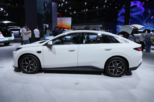 BYD SEALEOPARD 06 ภายนอก