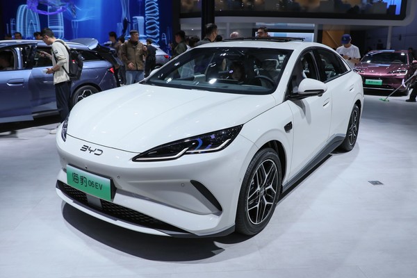 รูป BYD SEALEOPARD 06