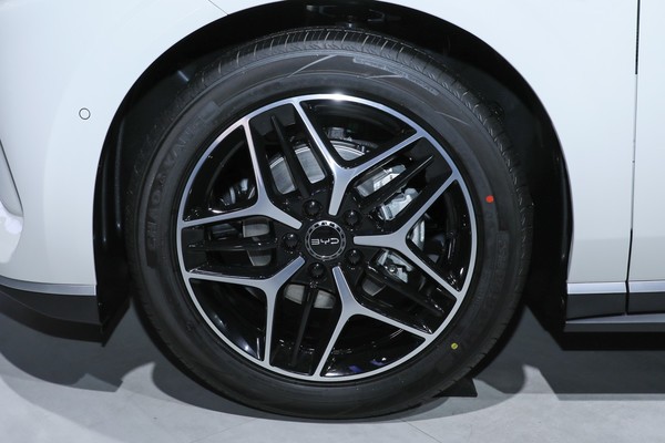BYD SEALEOPARD 06 ภายนอก