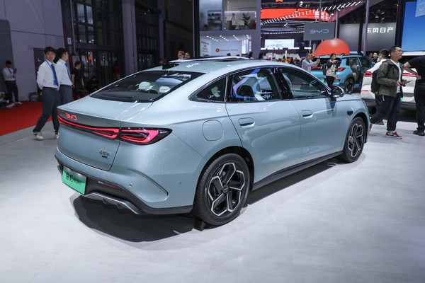 BYD SEALEOPARD 06 ภายนอก