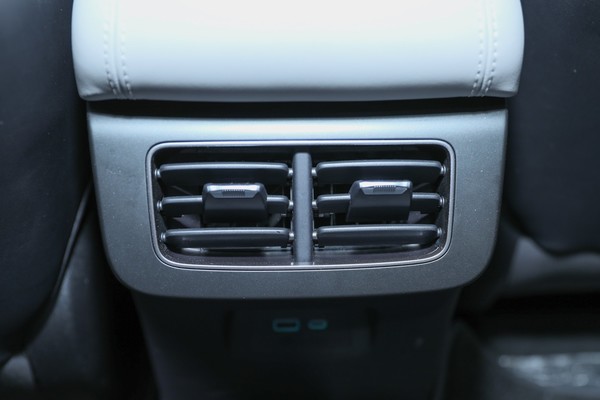 BYD SEALEOPARD 06 ภายใน