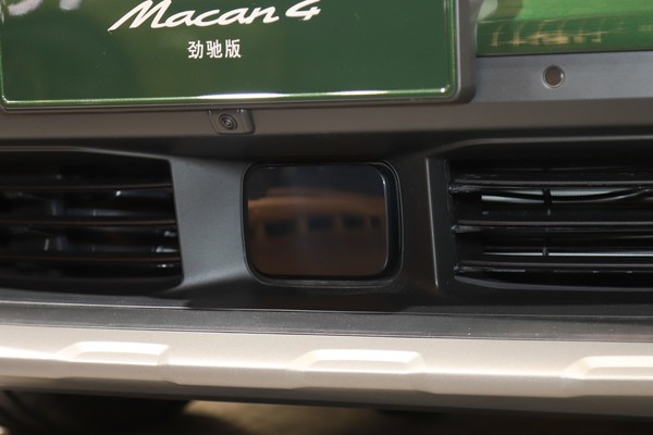 Porsche Macan EV ภายนอก