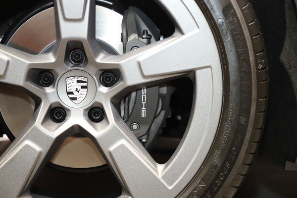 Porsche Macan EV รายละเอียด
