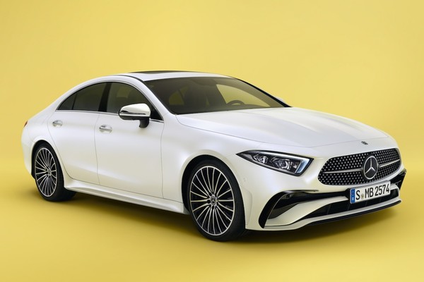 Mercedes-Benz CLS-Class Coupe อย่างเป็นทางการ