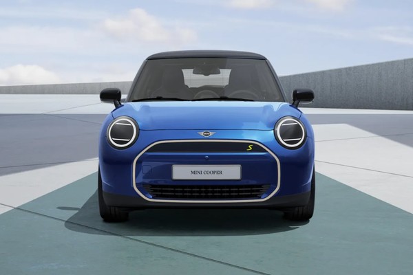 Mini 3-Door Hatch อย่างเป็นทางการ