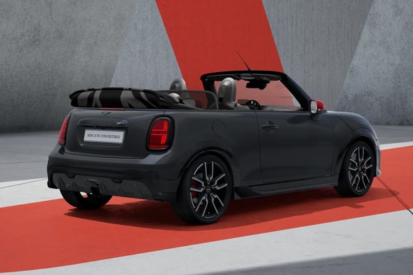 Mini Convertible อย่างเป็นทางการ