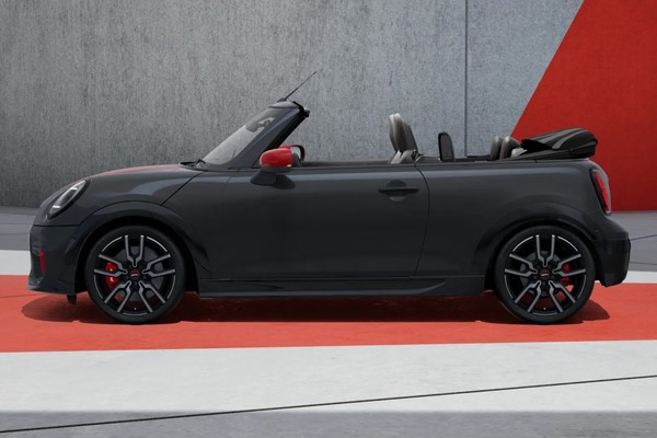 Mini Convertible อย่างเป็นทางการ