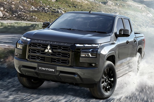 รูป Mitsubishi Triton 2025