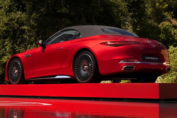 รูป Mercedes-Benz Maybach SL-Class