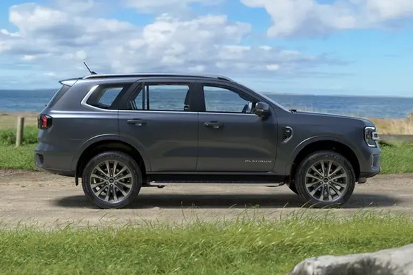รูป Ford Everest 2024
