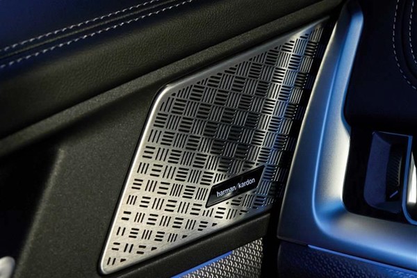 BMW iX อย่างเป็นทางการ