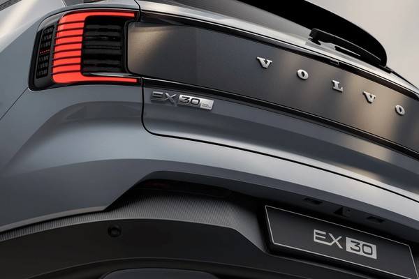 Volvo EX30 อย่างเป็นทางการ
