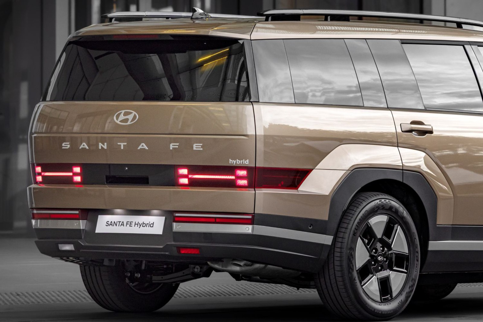 รูป Hyundai Santa Fe 1.6 Turbo Hybrid Prestige 2025
