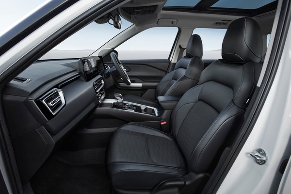 Mitsubishi Destinator อย่างเป็นทางการ