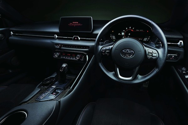 Toyota GR Supra อย่างเป็นทางการ