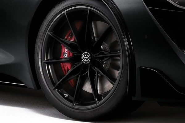 Toyota GR Supra อย่างเป็นทางการ