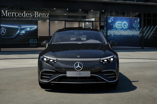 Mercedes-Benz EQS อย่างเป็นทางการ