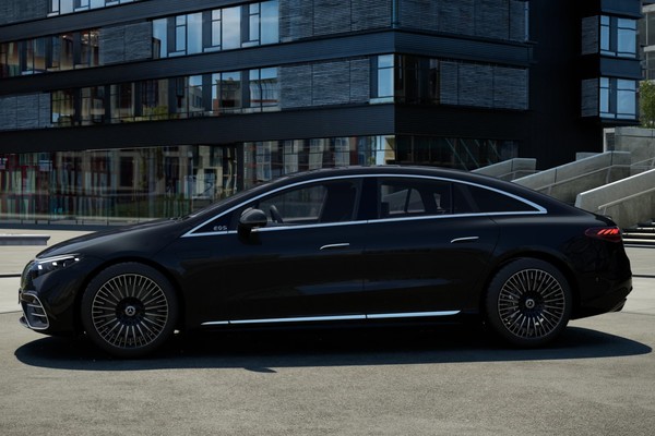 Mercedes-Benz EQS อย่างเป็นทางการ