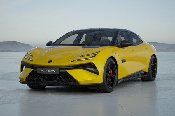 Lotus EMEYA อย่างเป็นทางการ