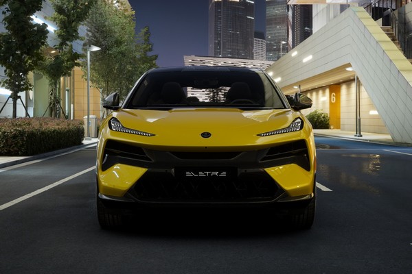 Lotus ELETRE อย่างเป็นทางการ