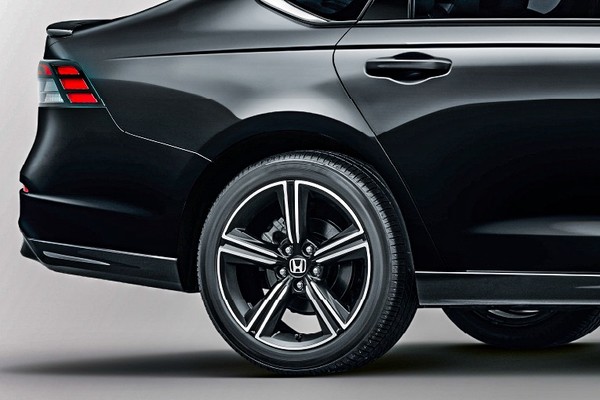 Honda Accord อย่างเป็นทางการ