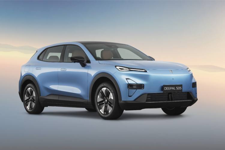 รีวิว CHANGAN DEEPAL S05