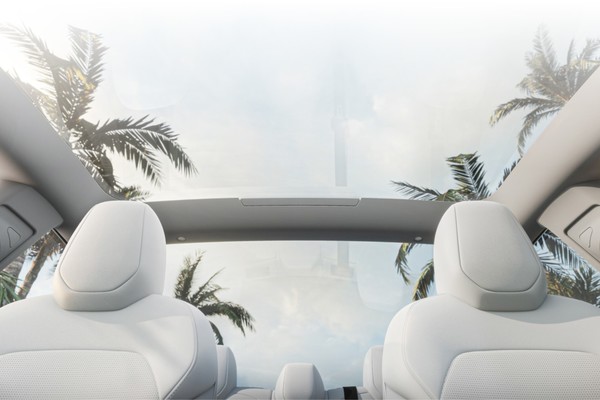 รูป Tesla Model 3 2025