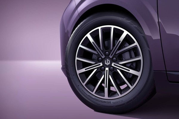 Leapmotor B10 อย่างเป็นทางการ