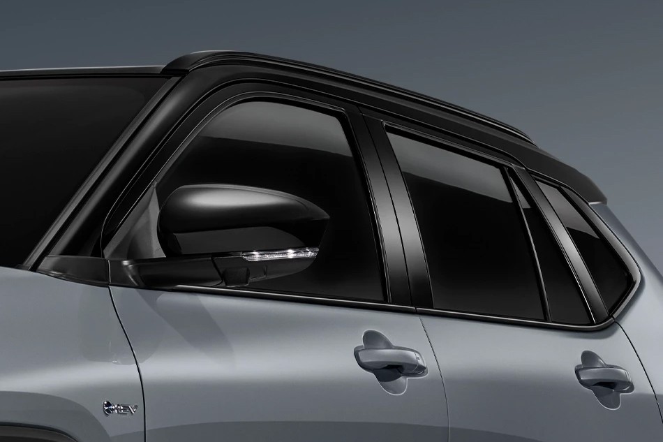 รูป Toyota Yaris Cross HEV Nightshade Edition 2025