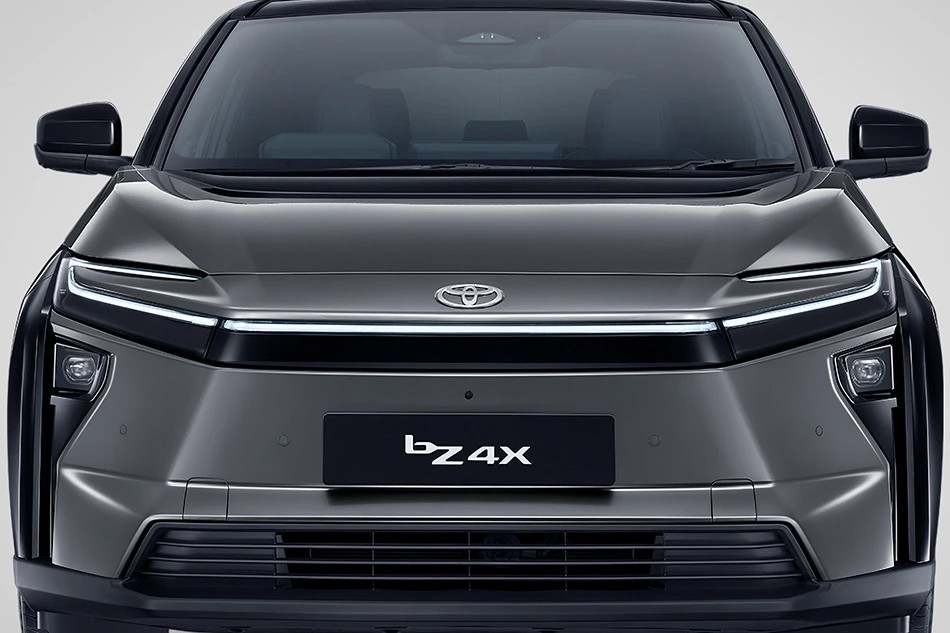 รูป Toyota bZ4X 4WD 2025