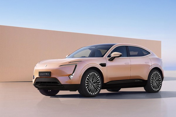 รูป CHANGAN AVATR 11 2025