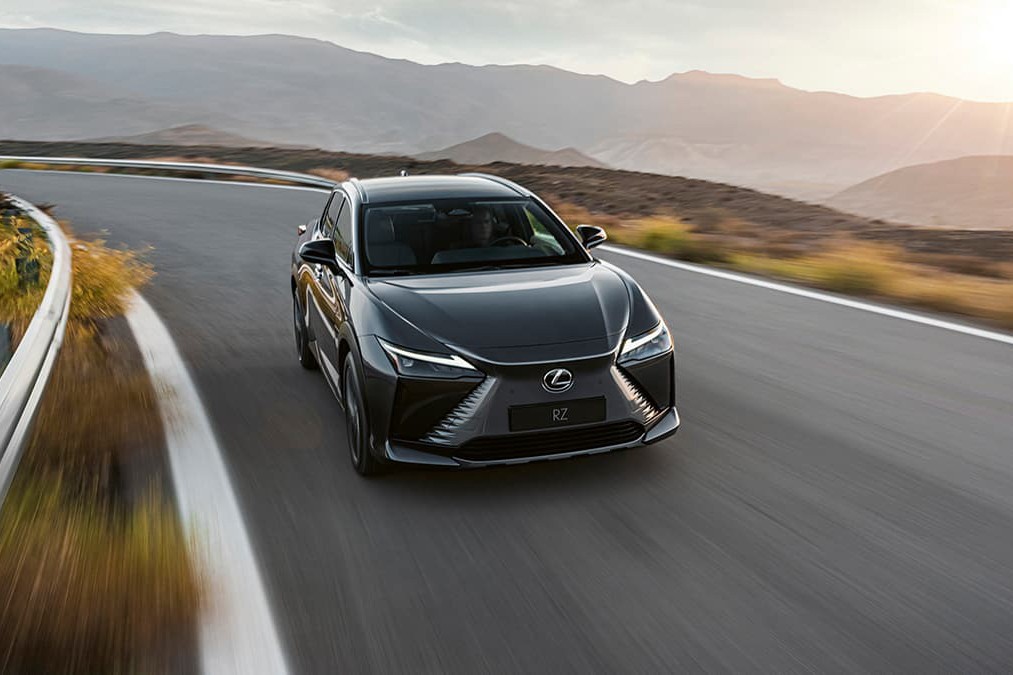รูป Lexus RZ 500e Premium AWD 2025