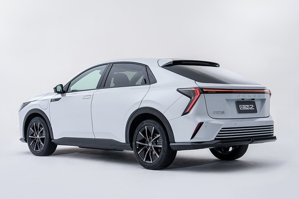 รูป Honda e:N2