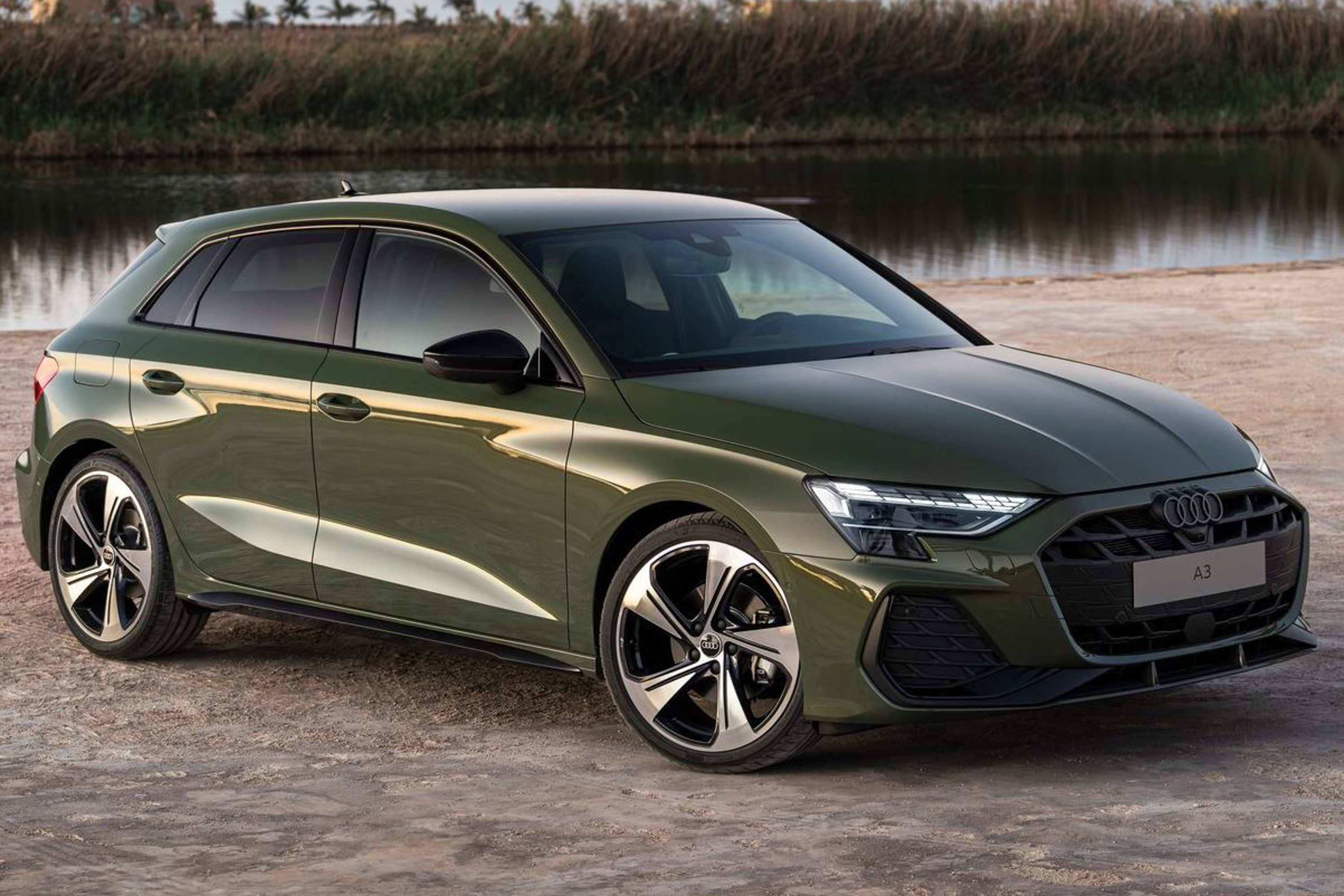 รูป 2025 Audi A3 Sportback public