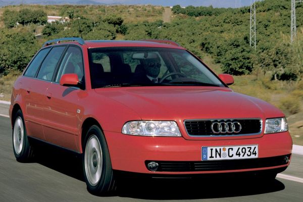 Audi A4 Avant อย่างเป็นทางการ
