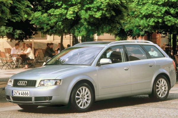 Audi A4 Avant อย่างเป็นทางการ