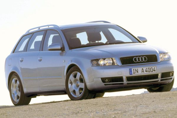 Audi A4 Avant อย่างเป็นทางการ