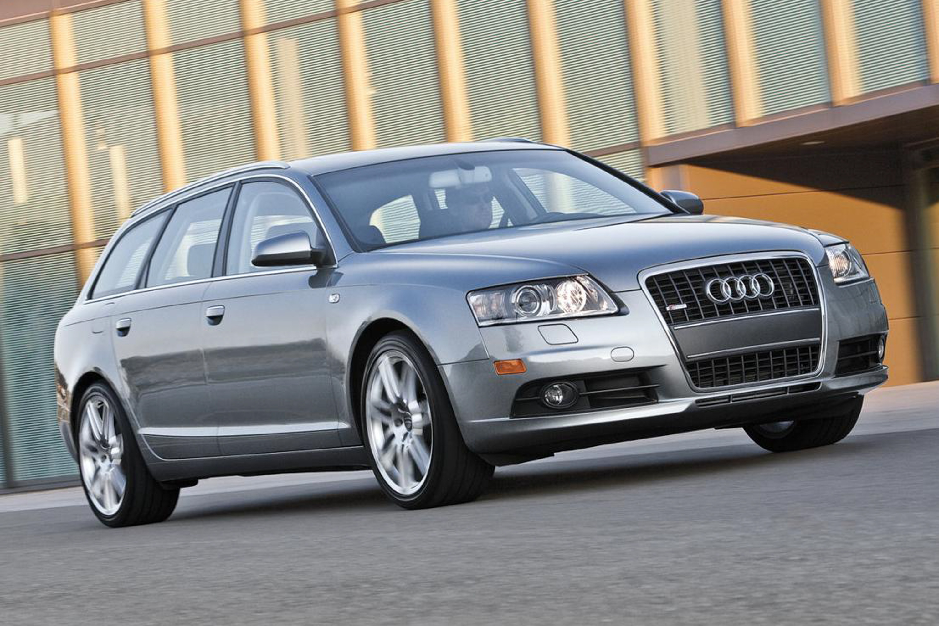 รูป 2008 Audi A6 Avant public