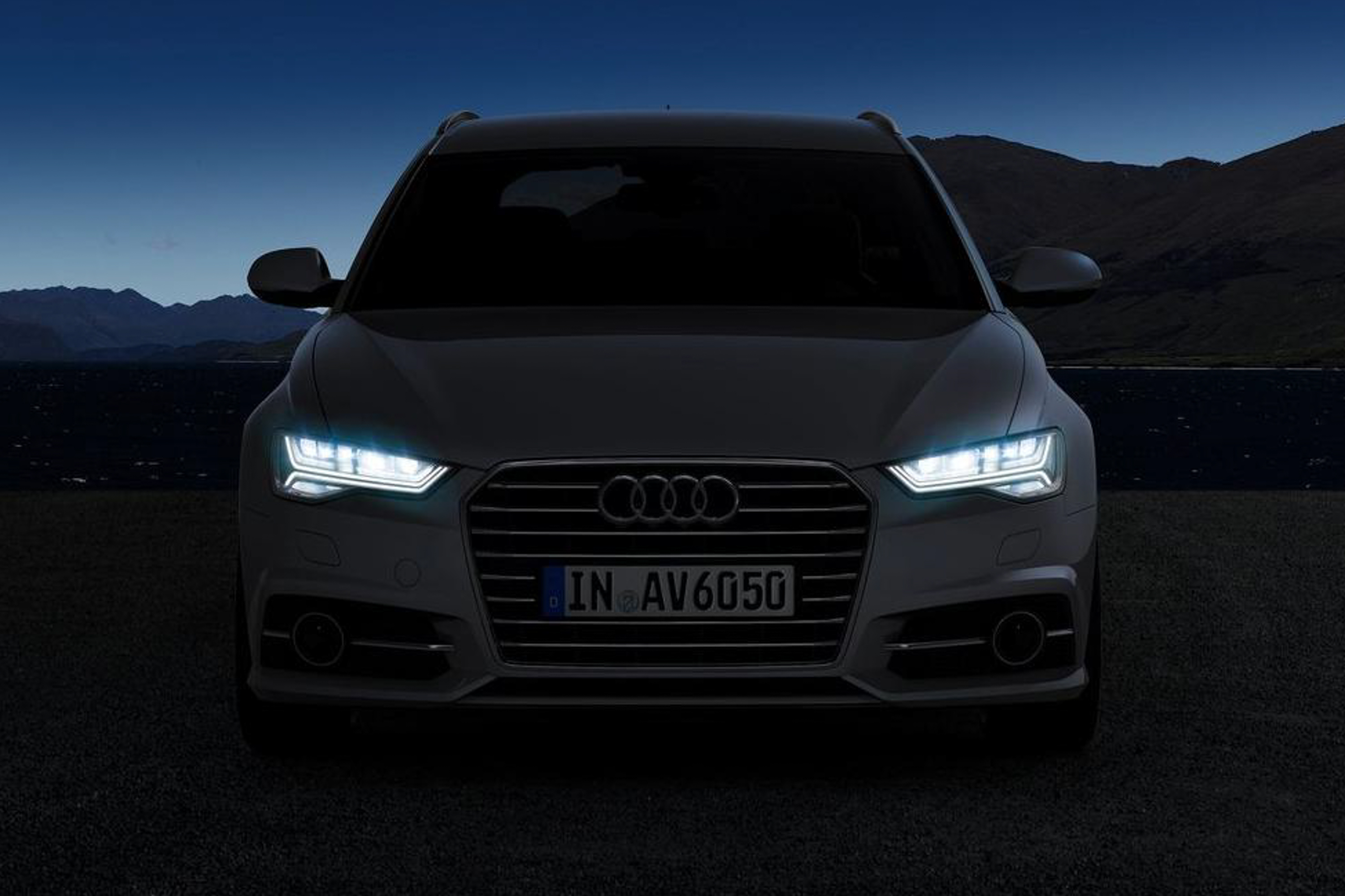 รูป 2015 Audi A6 Avant public