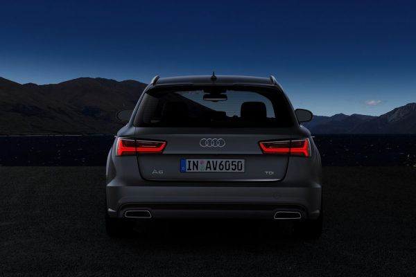 รูป Audi A6 Avant 2015