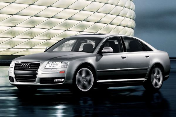 รูป Audi A8 L