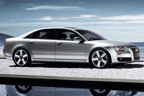 รูป Audi A8 L