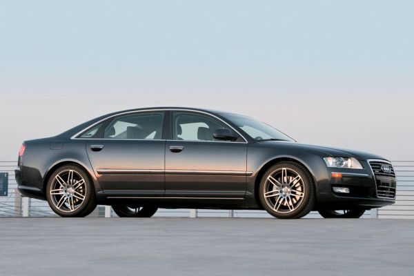 รูป Audi A8 L