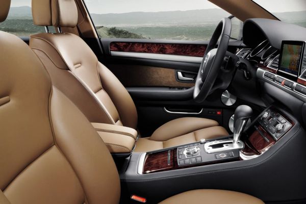 รูป Audi A8 L 2008