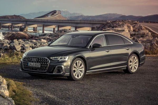 รูป Audi A8 L 2022